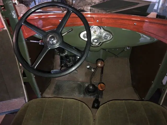 model a ford victoria 1931