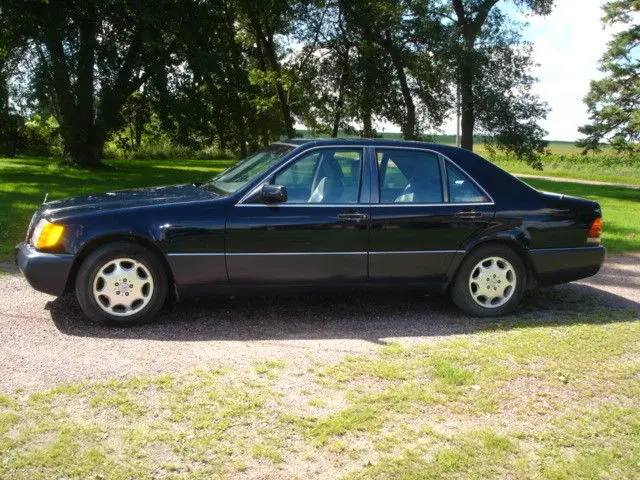 1993 mercedes-benz 300se sedan 4-door 3.2l