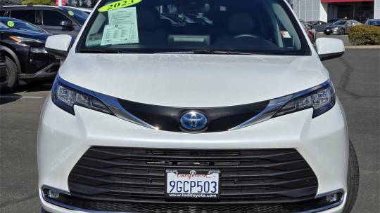 2023 Toyota Sienna