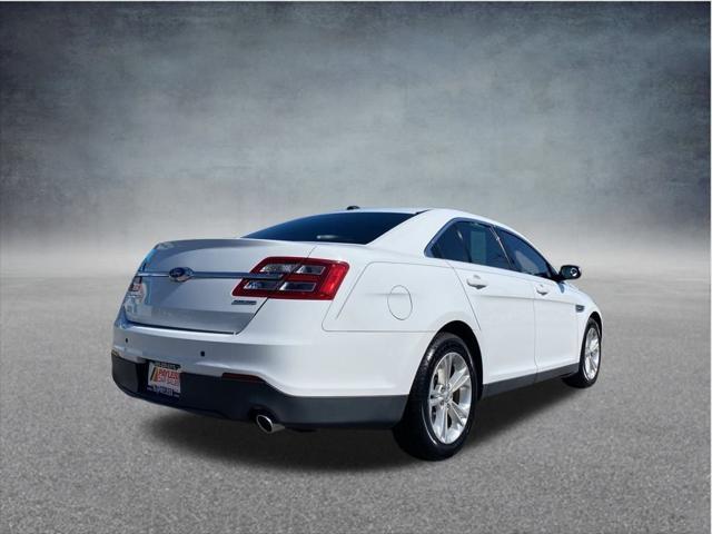 2015 ford taurus se