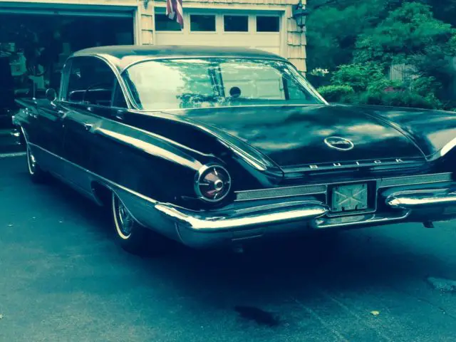 1960 buick electra 225 4 dr riveria hard top w/ air condition