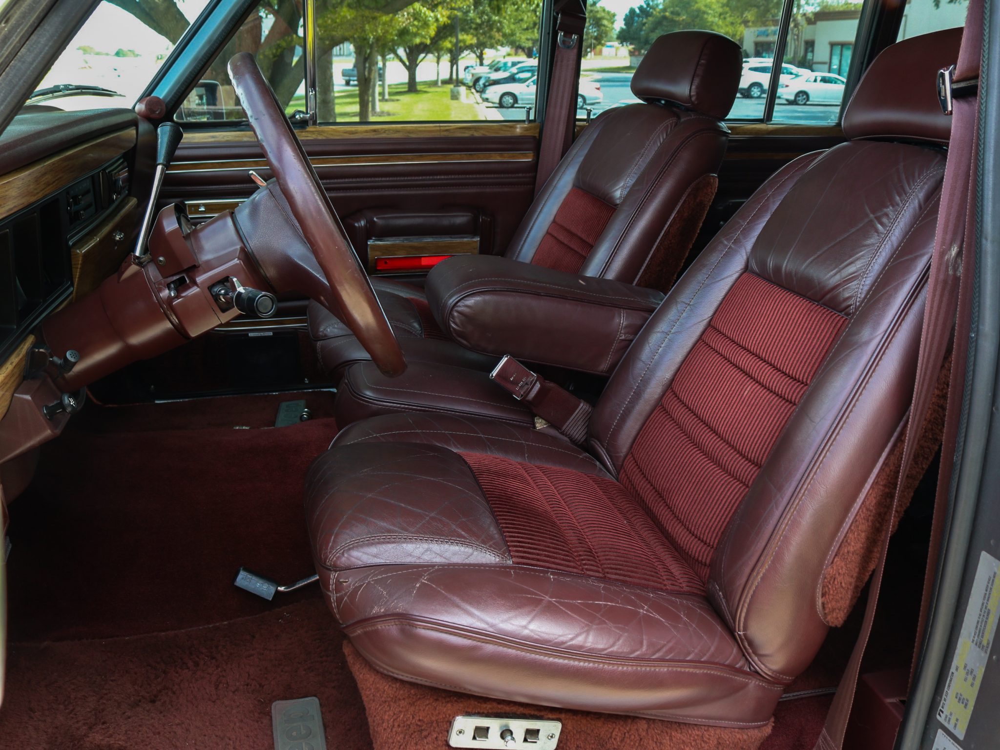 1988 jeep grand wagoneer