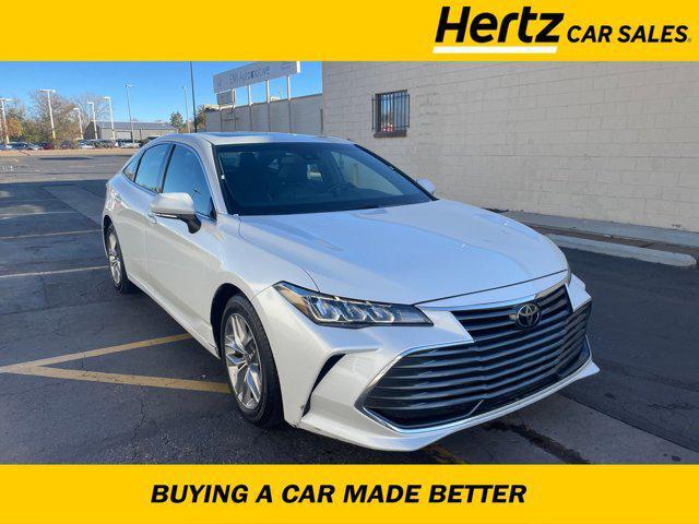 2022 toyota avalon xle