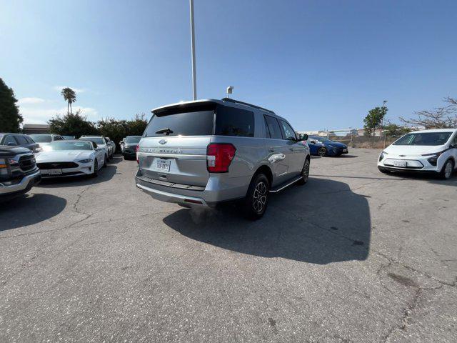 2023 ford expedition xlt