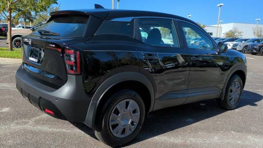 2025 Nissan Kicks