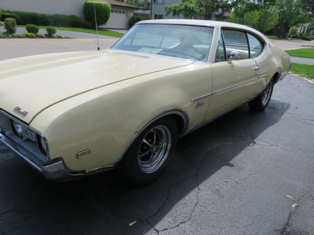 68 oldsmobile cutlass supreme