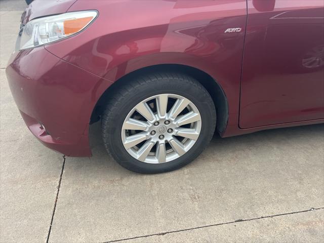 2017 toyota sienna xle