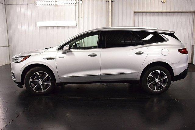 2021 buick enclave awd essence