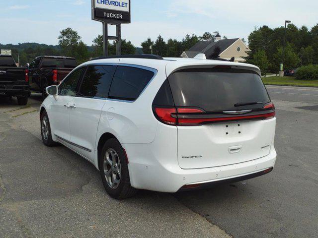 2022 chrysler pacifica limited