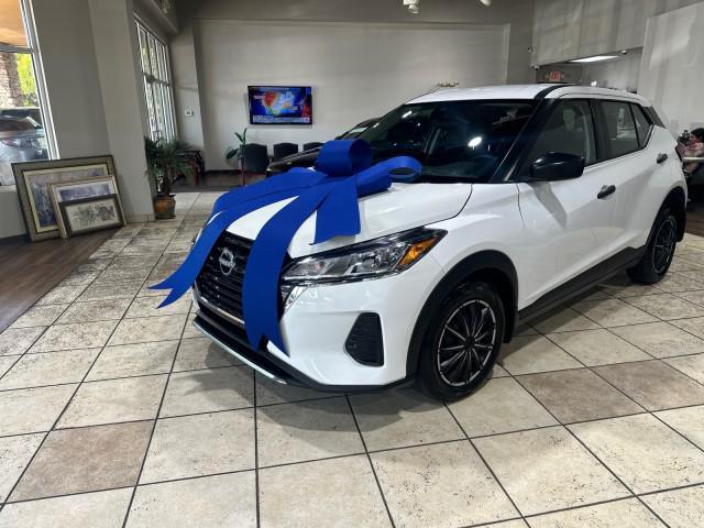 2022 nissan kicks s