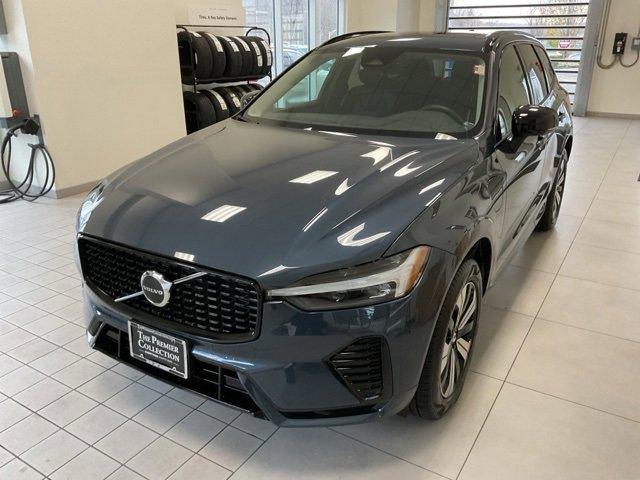 2025 volvo xc60 plug-in hybrid t8 core