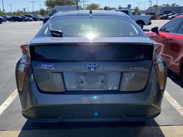 2016 toyota prius