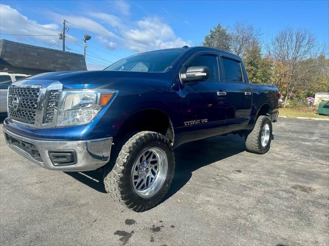 2018 nissan titan sv