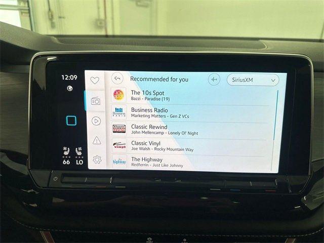 2024 volkswagen atlas cross sport 2.0t se w/technology 4motion