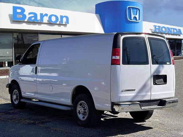 2022 chevrolet express 2500 work van