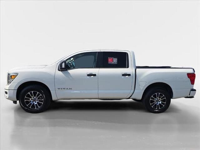2023 nissan titan sv