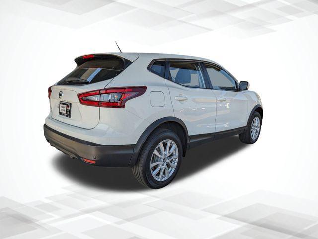 2022 nissan rogue sport s