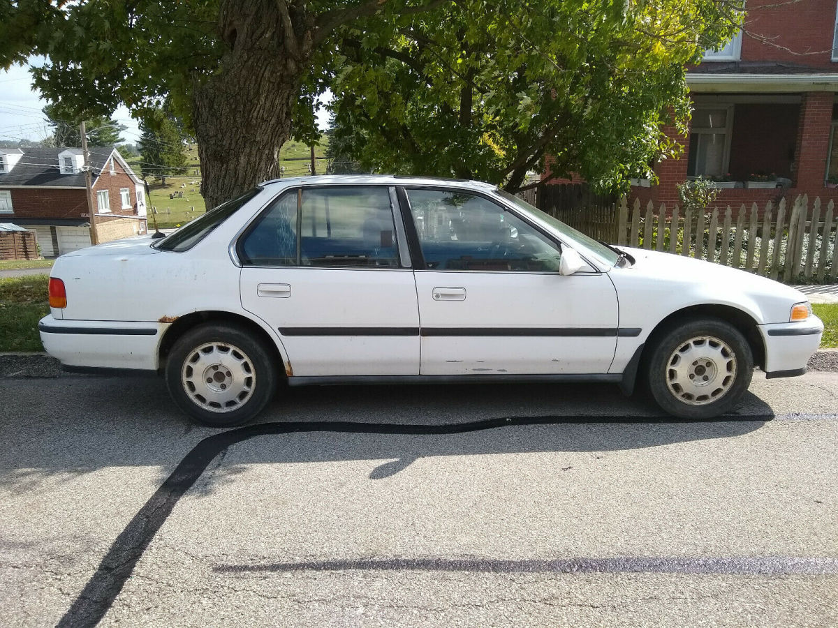 1992 honda accord 4 door 2.2l a/t