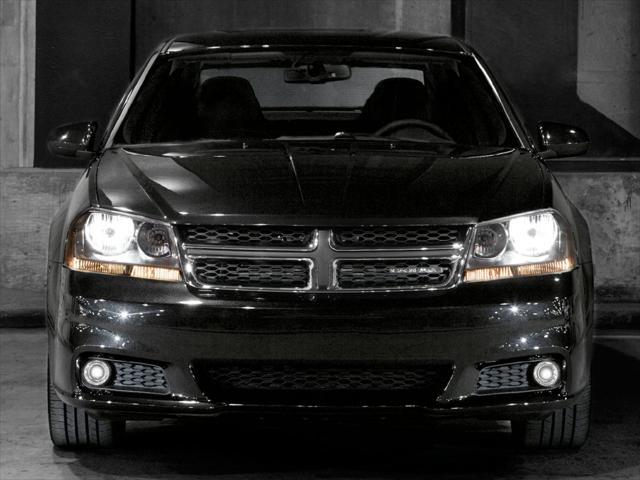 2013 dodge avenger se