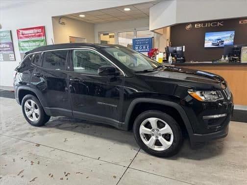 2018 jeep compass latitude in plymouth, wisconsin