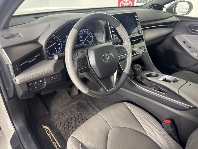 2021 toyota avalon limited