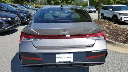 2025 Hyundai Elantra