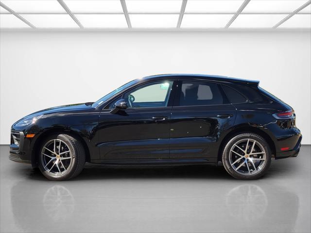 2024 porsche macan base