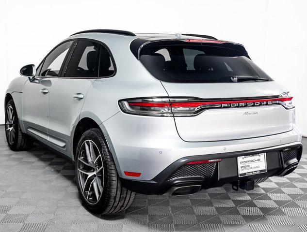 2024 porsche macan base