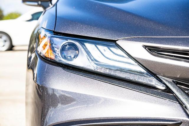 2021 toyota camry xse