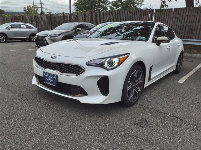 2021 kia stinger gt-line