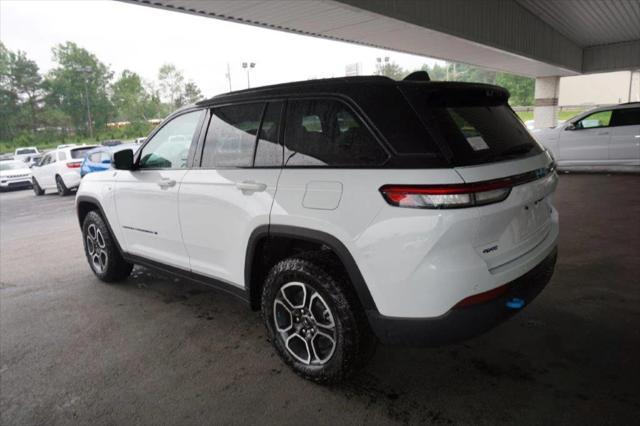 2023 jeep grand cherokee 4xe trailhawk