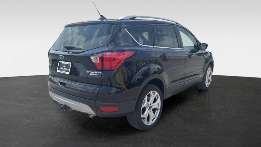 2019 ford escape titanium
