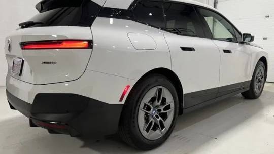 2022 BMW iX
