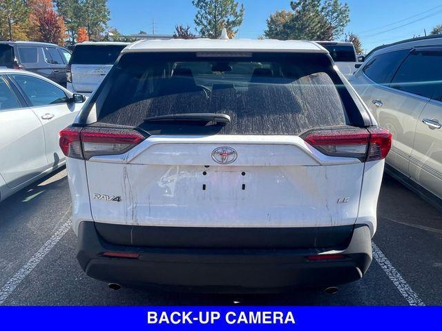 2024 toyota rav4 le