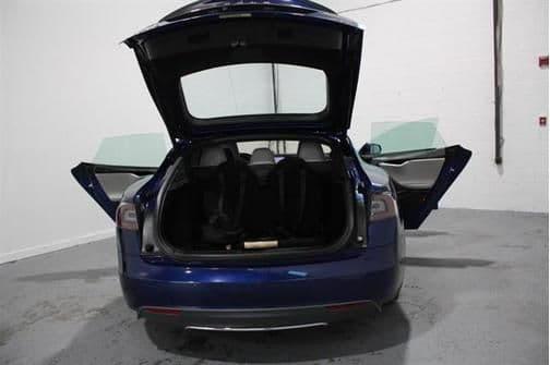 2016 tesla model s in chicago, illinois