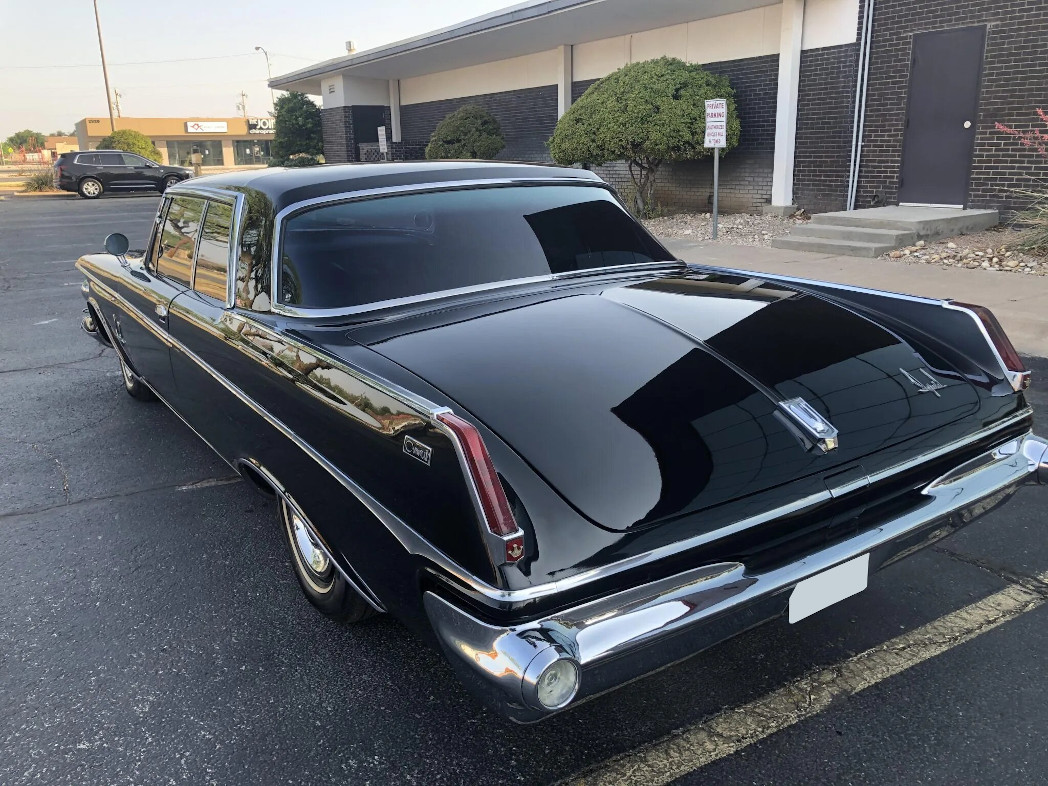 chrysler imperial crown