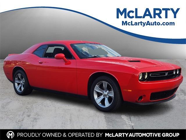 2018 dodge challenger sxt