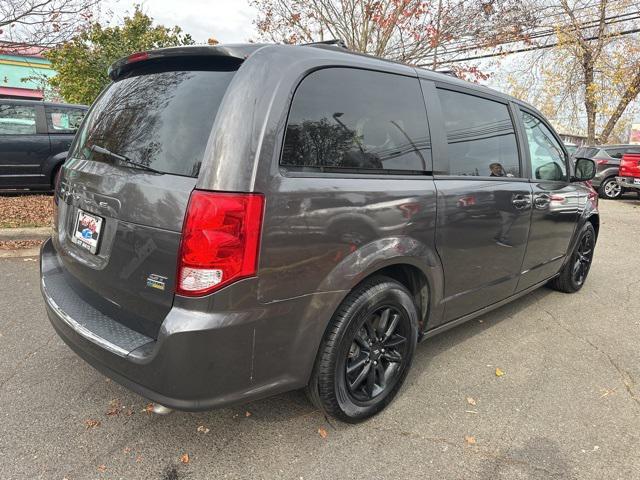 2019 dodge grand caravan gt