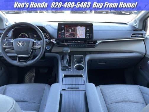 2023 toyota sienna limited in green bay, wisconsin