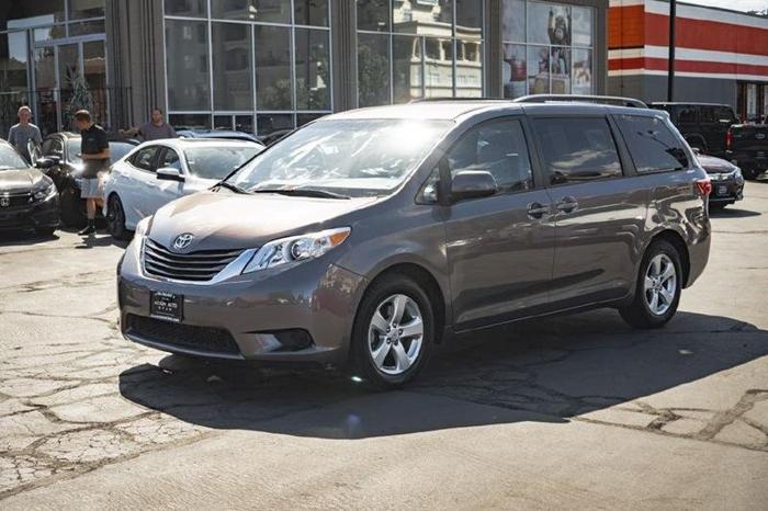 used 2016 toyota sienna le lehi, ut 84043 for sale in cedar pass, utah
