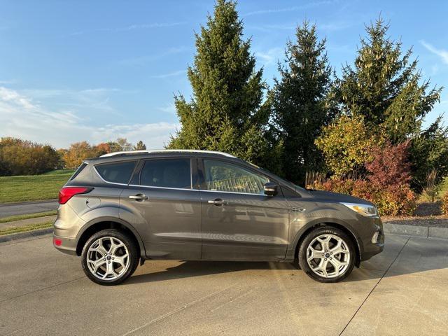 2019 ford escape titanium