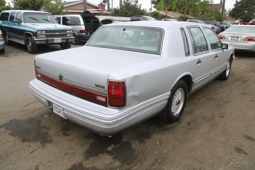 1994 lincoln town car cartier 4.6 l v8 no reserve