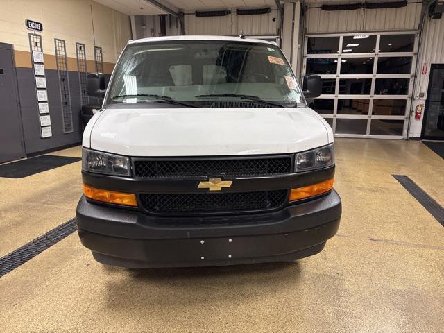2023 chevrolet express 2500 rwd 2500 regular wheelbase wt
