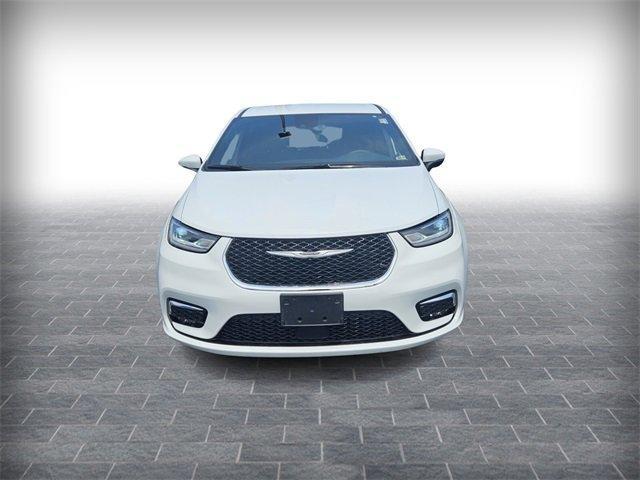 2023 chrysler pacifica touring