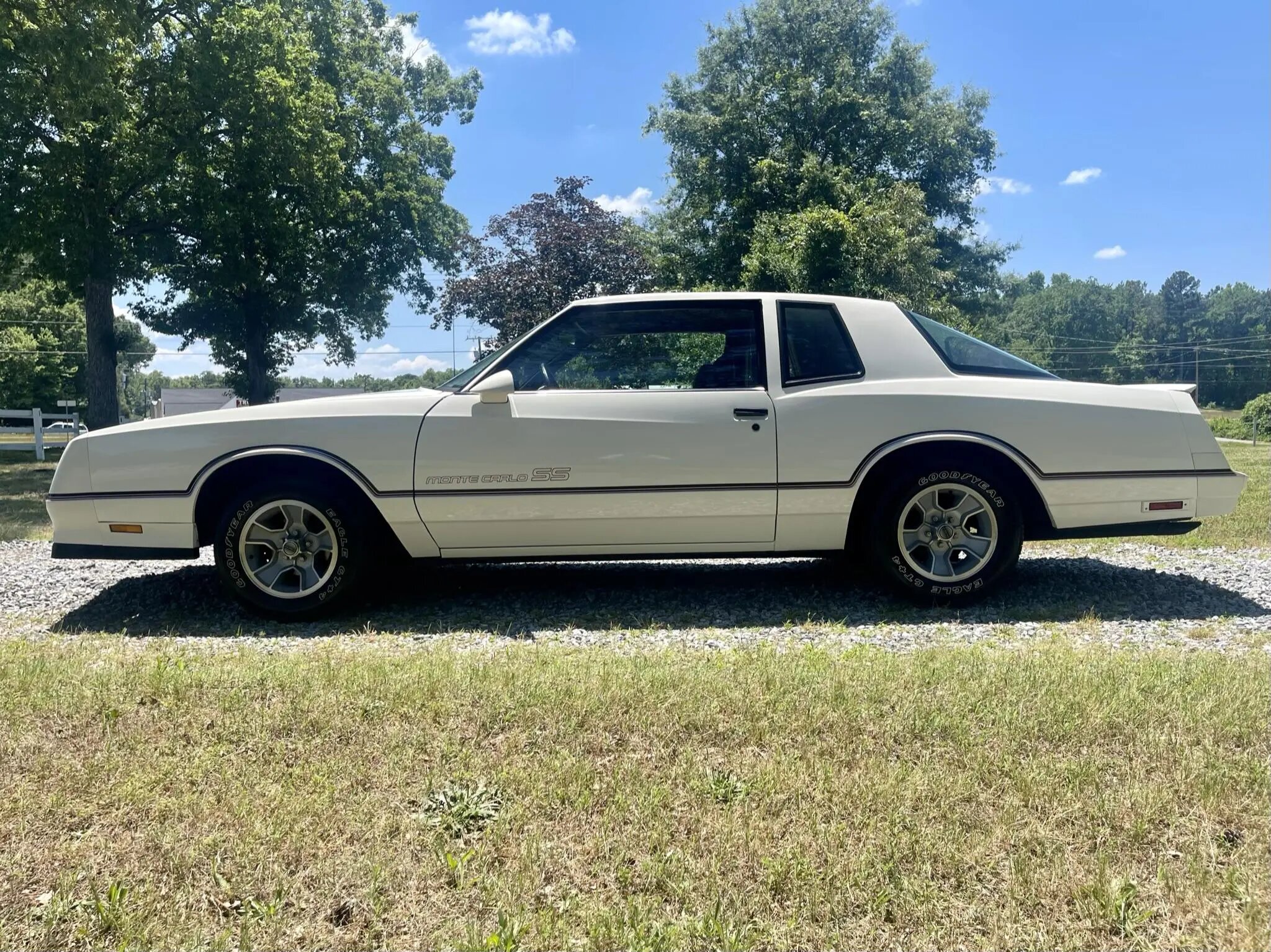 chevrolet monte carlo ss