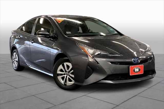 2018 toyota prius three