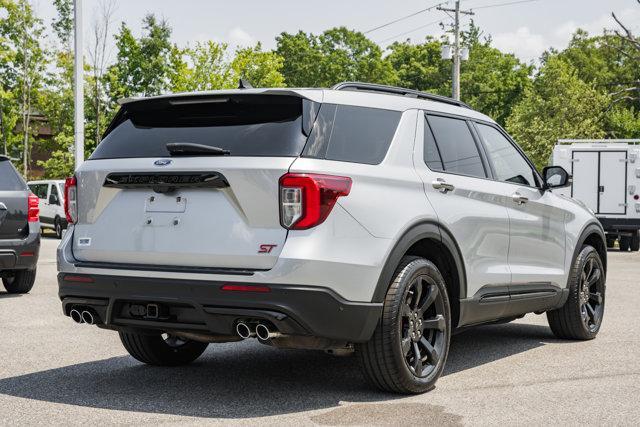 2022 ford explorer st