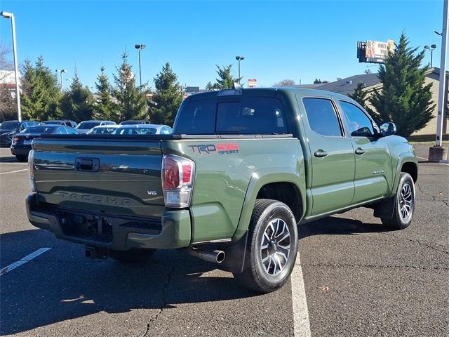 2022 toyota tacoma trd sport