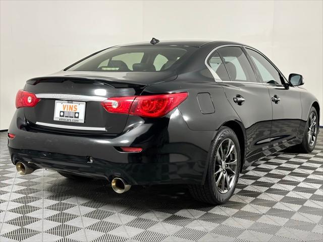2015 infiniti q50 base