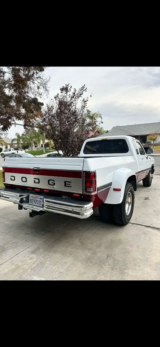 1993 dodge ram 3500 white rwd manual d300